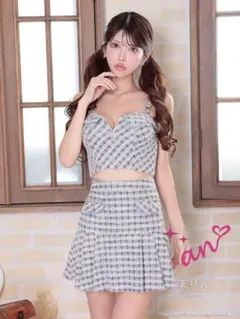 Item thumbnail for item f2f98a15-b8ae-48ba-b750-ad93e4b6b1f4