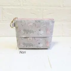 リバティ　ティッシュも入るミニ化粧ポーチ　コーアンドエイト　薄グレー