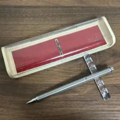 Item thumbnail for item c3394e02-72a1-4346-ab4c-ddf2a7ba06f2