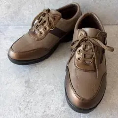 Item thumbnail for item 452543aa-bec2-4452-a183-c6e4046b14dd