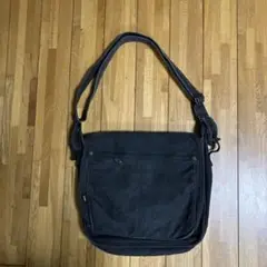 Lee ブラック ショルダーバッグ