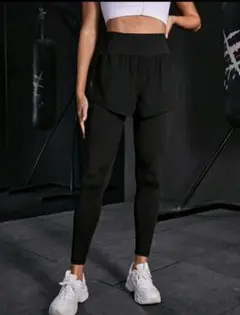 ショートパンツ付きレギンス　黒　ブラック　ランニング　ジョギング