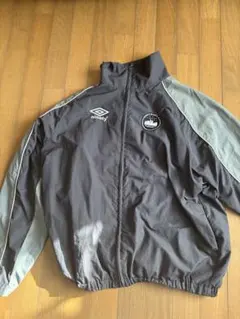 9090 Umbro グレー ナイロンジャケット