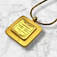 ビンテージカレッジネックレス エナメルツートン USA - メルカリ
