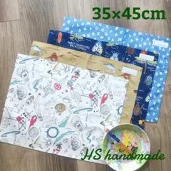 35×45cm　４枚セット　ランチョンマット　ランチクロス　ハンドメイド　恐竜