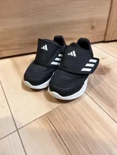adidas キッズシューズ 黒　13㎝