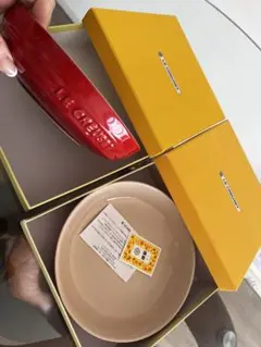 新品未使用　ルクルーゼ　ナツメグ　ラウンドディッシュ　20センチ　皿 4枚セット 楽天市場】ル・クルーゼ 公式 ｜ レジェ・ラウンド・ディッシュ