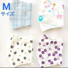布マスク　Mサイズ 4枚組 ハンドメイド 立体マスク 大人小さめマスク M01