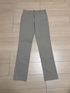 ユニクロ　スリムフィットチノ