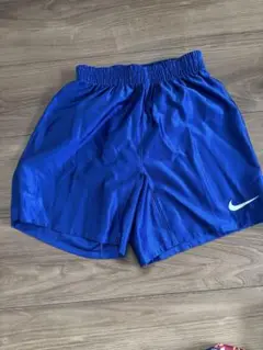 Nike 青 ハーフパンツ