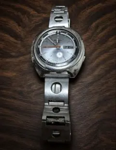 SEIKO 5 SPORTS 自動巻き。