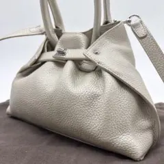 美品✨アクリス AKRIS ショルダーバッグ　アイバッグ 2wayグレージュ 2026年最新】AKRIS レディース ショルダーバッグの人気アイテム - メルカリ