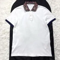モンクレール ポロシャツ 半袖 襟元 ペイズリー柄 刺繍 ワッペン ホワイト M
