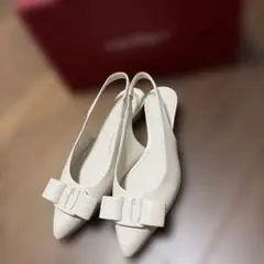 Salvatore Ferragamo サンダル VIVA SLINGのサムネイル