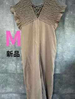 【新品】しまむらピーチシャーリングサロペット Mサイズ　淡茶