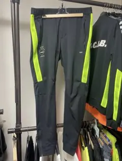 ブラック/イエロー スリムフィットジャージ