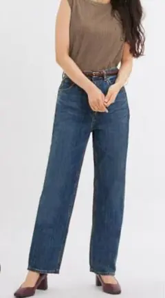 gu ハイウエストストレートジーンズxs ジーユー　オールシーズン