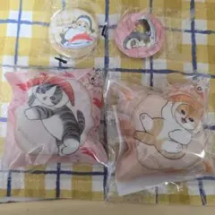 くら寿司/mofusand/モフサンド/クッションチャーム＆缶バッジ