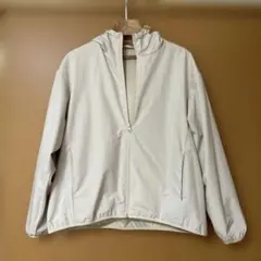 GU ピンクベージュ フルジップパーカー