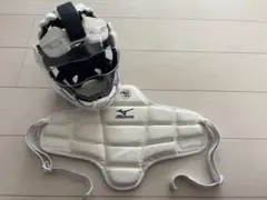 空手 メンホー6   Sサイズ 価格応援可能 adidas 拳サポーター 小学生用リバーシブル（全日本空手道連盟検定品