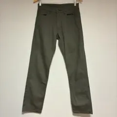 ユニクロ　オリーブグリーン チノパン フロントボタン　パンツ　メンズ　M