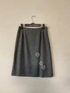 BALENCIAGA バレンシアガ　花　グレー　スカートのサムネイル