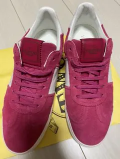 VALENTINO スニーカーのサムネイル