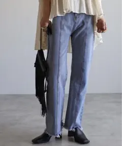 Item thumbnail for item 1e0f022a-e13f-4301-86bf-a9f27e2a0d7b