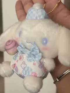 サンリオシナモロール ぬいぐるみストラップ付き