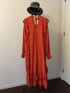 N°21 ヌメロ ヴェントゥーノ　ワンピースのサムネイル