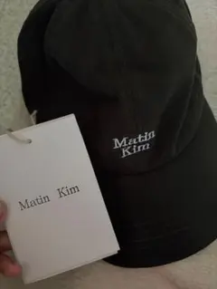 【完売品】matinKim ×coach コラボキャップ マーティンキムコーチ 希少完売品】COACH × Matin Kim コラボ ロゴ刺繍 キャップ 黒 - メルカリ