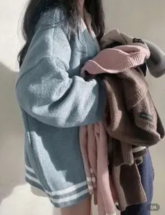 ブルー カーディガン