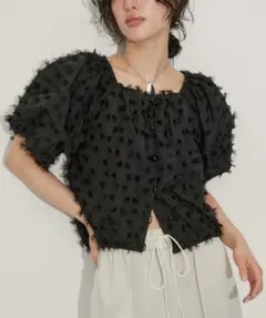 【美品】ADAM ET ROPE' 24ss ジャガードオフショルブラウス 黒