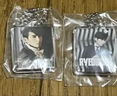 【未開封】SUPER JUNIOR 厲旭周邊 透明文件夾 轉蛋