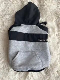 Hannah フード付きパーカー　Sサイズ