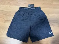 ナイキ NIKE ショートパンツ 未使用品 Lサイズ ランニング