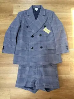 新品✨日本産✨チェック柄ダブルブレストスーツ（サイズ8）120-130cm