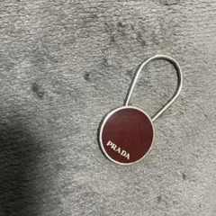 プラダ　キーホルダー　ストラップ　キーリング