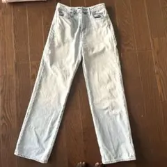 UNIQLOワイドストレートジーンズ