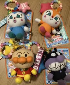 新品タグ付き　アンパンマンまんまるチャーム　キーホルダー　ぬいぐるみ　マスコット