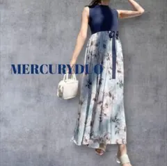 美品✨️MERCURYDUO　フラワードッキングフレアワンピース