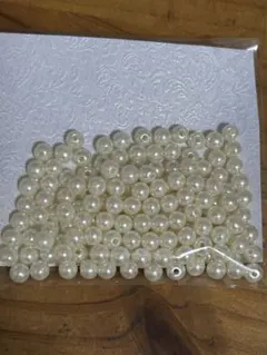 ビーズ　パール　手芸品　ボタン　装飾品　ハンドメイド