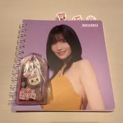 【最値下げ】TWICE MOMOノート キーホルダー