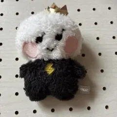 treasure truz YOCHI メッセージバッグチャーム - メルカリ