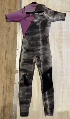 billabong ビラボン　ウエットスーツ　シーガル　ジャージ　サーフィンのサムネイル