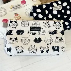 ぷっくりファスナーポーチ　猫いっぱい柄　20センチファスナー