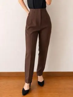GU テーパードパンツ ブラウン Sのサムネイル