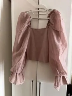 送料込み! ZARA ピンク パフスリーブ クロップド丈 トップス