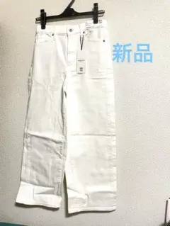 【新品】ユニクロ　クロップドジーンズ　白　ワイドフィット61センチ