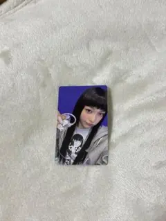 ILLIT イロハトレカ bomb merch ver